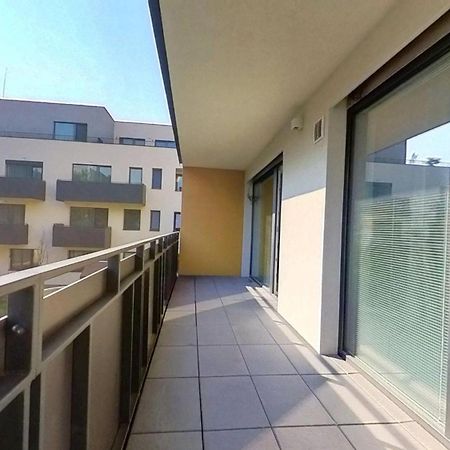 Air-Conditioned 2 Room Apartment, With Terrace, Rovinka 203 Экстерьер фото
